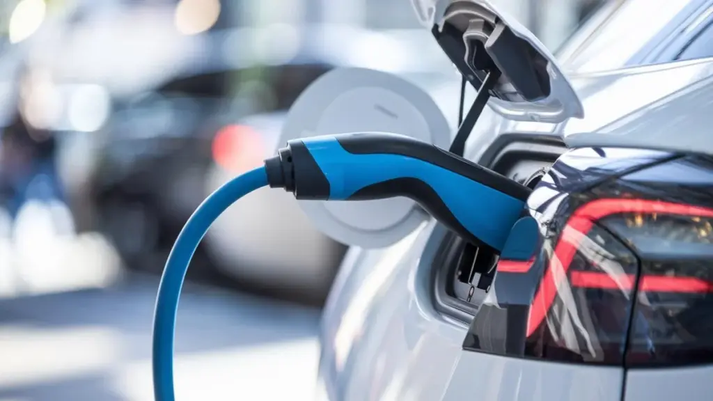Gratis opladning af elbil? Den skjulte teknologi der ændrer alt i 2026